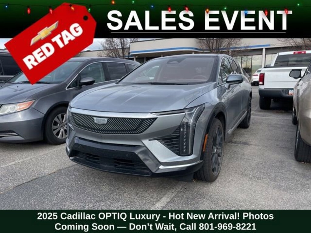 Used 2025 CADILLAC OPTIQ Luxury 2 SUV