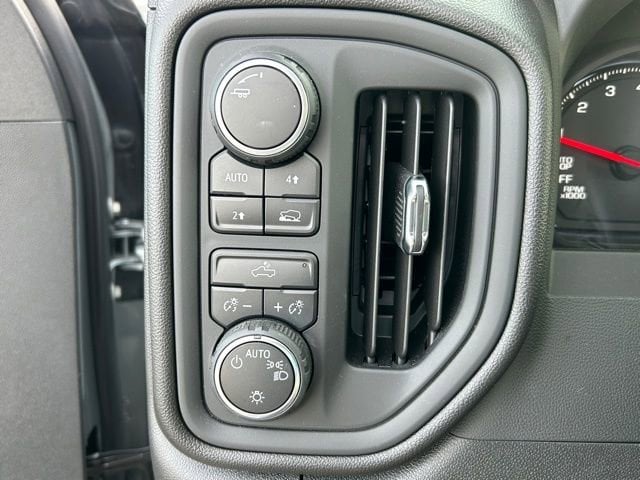 2025 Chevrolet Silverado 1500 Custom - Photo 14