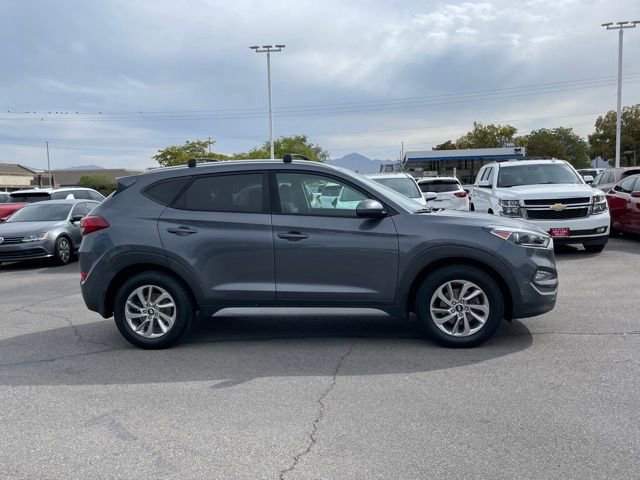2017 Hyundai Tucson SE photo 4