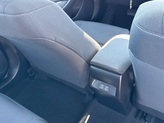 2025 Toyota Corolla LE - Photo 19