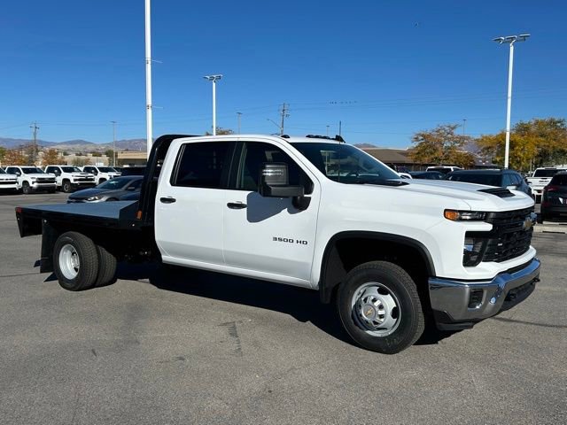 2026 Chevrolet Silverado 3500HD Work Truck photo 2