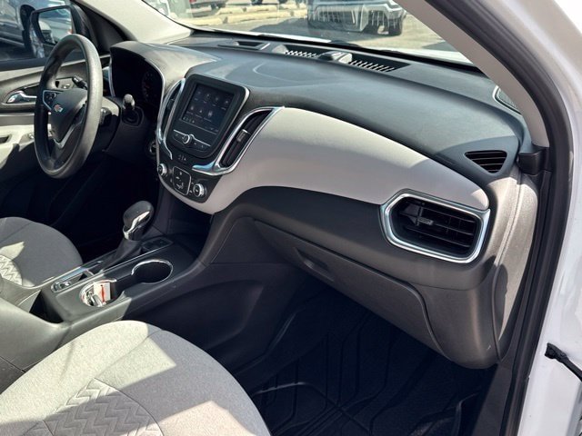 2022 Chevrolet Equinox LS - Photo 15