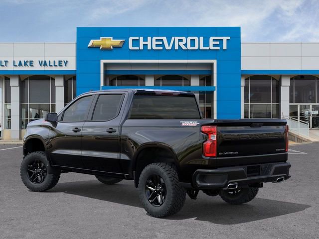 2026 Chevrolet Silverado 1500 Custom Trail Boss photo 2