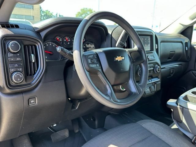 2025 Chevrolet Silverado 1500 Custom - Photo 19
