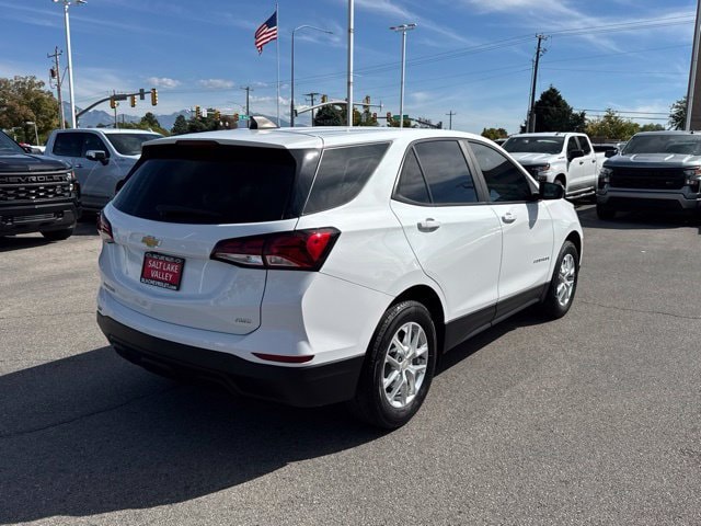 2022 Chevrolet Equinox LS - Photo 9