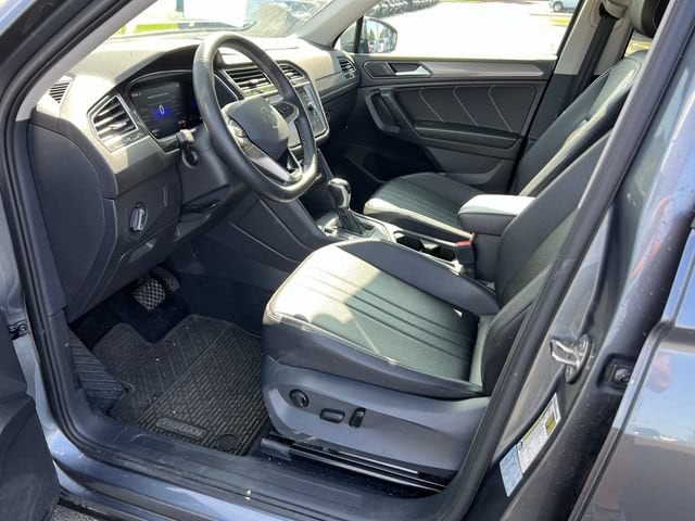 2022 Volkswagen Tiguan SE - Photo 27