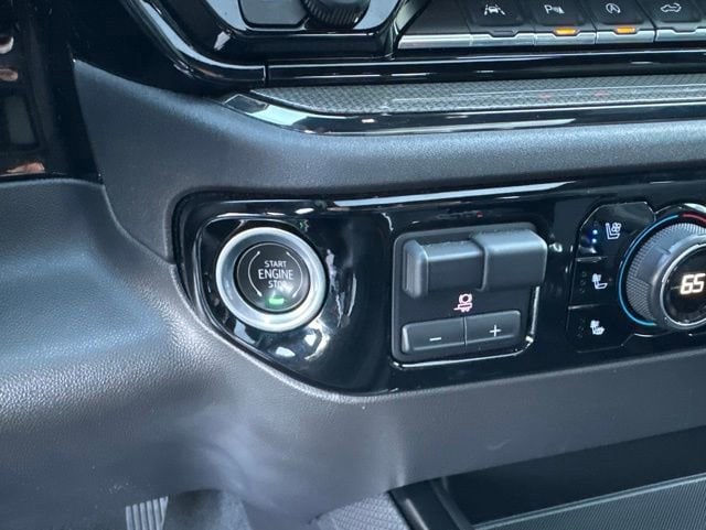 2024 Chevrolet Silverado 1500 ZR2 - Photo 33