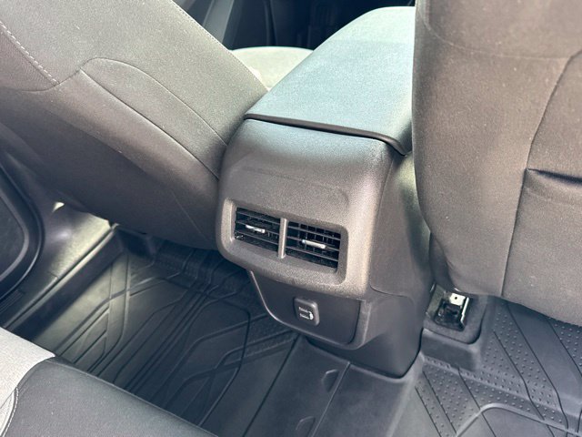 2022 Chevrolet Equinox LS - Photo 18