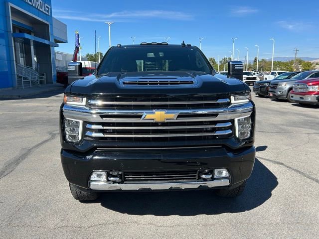 2023 Chevrolet Silverado 2500HD High Country photo 2