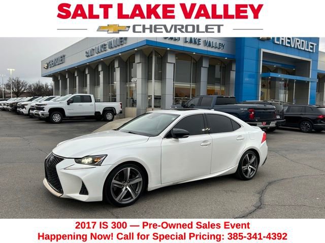 2017 Lexus IS 300's photo