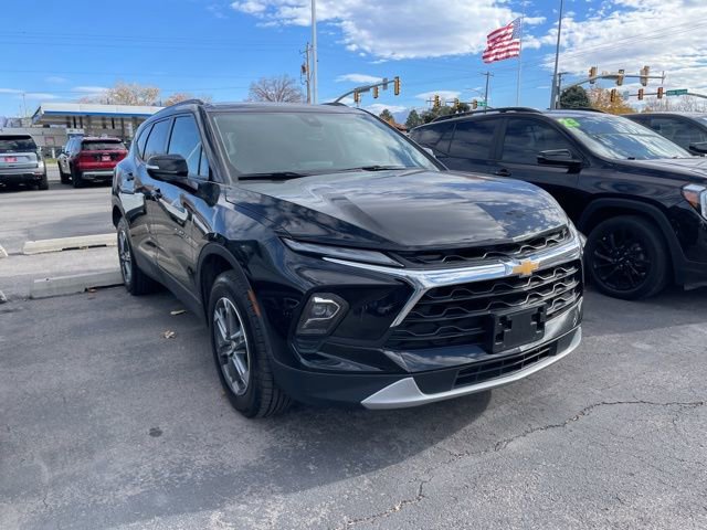 2024 Chevrolet Blazer 3LT photo 2