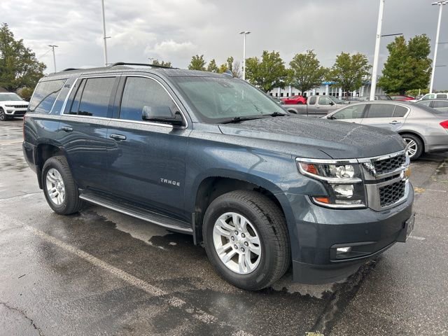 2019 Chevrolet Tahoe LT photo 2