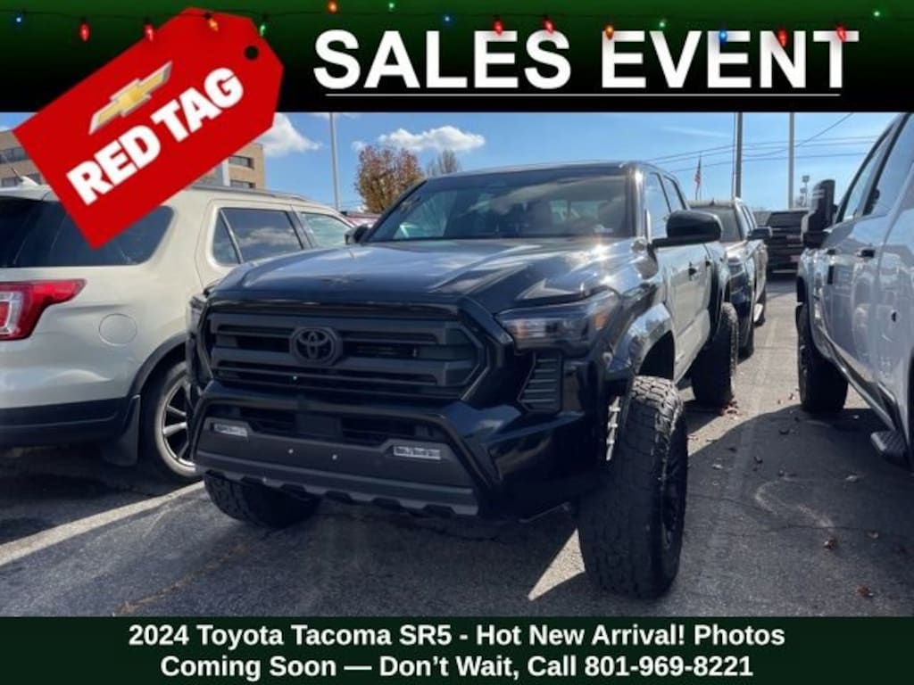Used 2024 Toyota Tacoma 4WD SR5