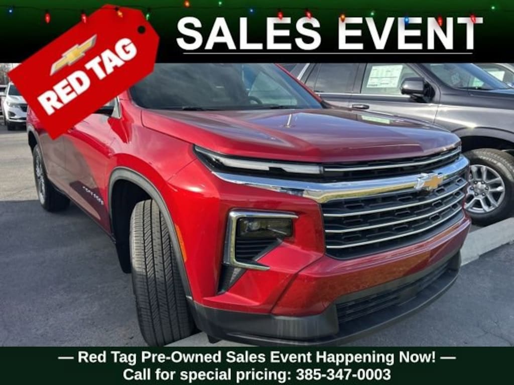 Used 2025 Chevrolet Traverse LT SUV