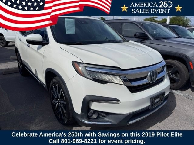 2019 Honda Pilot 4WD Elite's photo