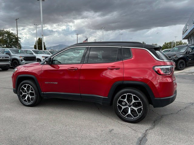 2025 Jeep Compass Limited - Photo 13