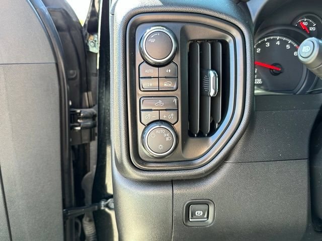 2025 Chevrolet Silverado 1500 Custom - Photo 20
