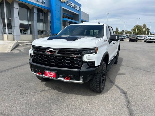 2023 Chevrolet Silverado 1500 ZR2 photo 2