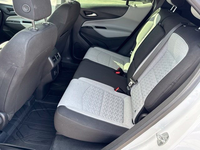 2022 Chevrolet Equinox LS - Photo 21