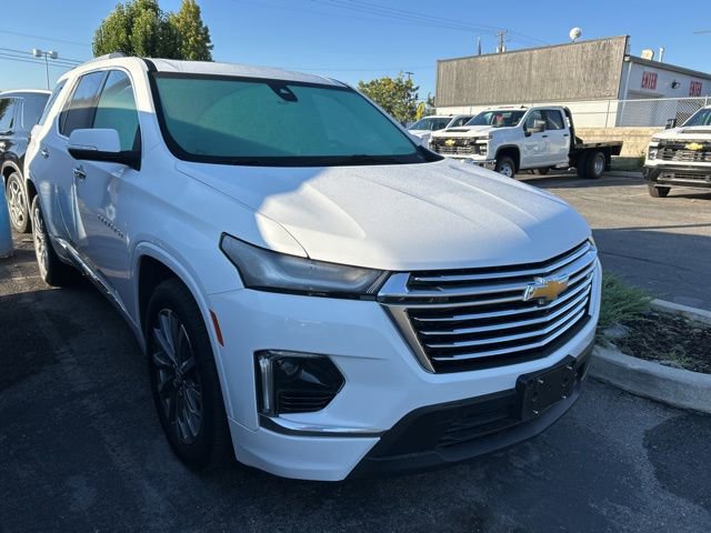 2023 Chevrolet Traverse Premier photo 2