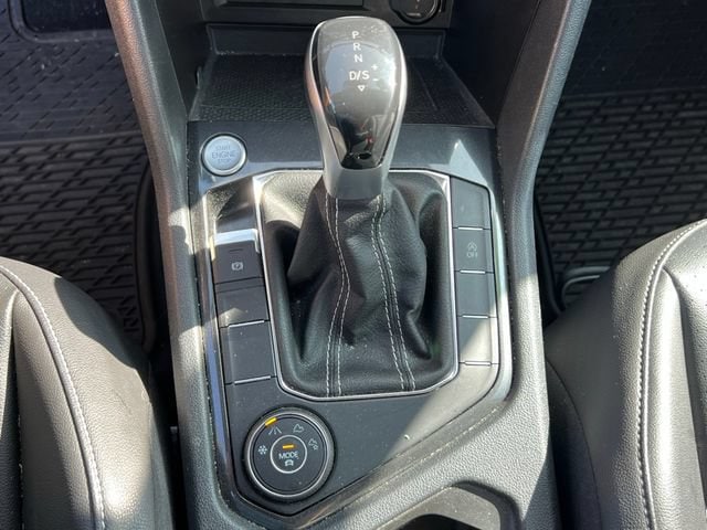 2022 Volkswagen Tiguan SE - Photo 36