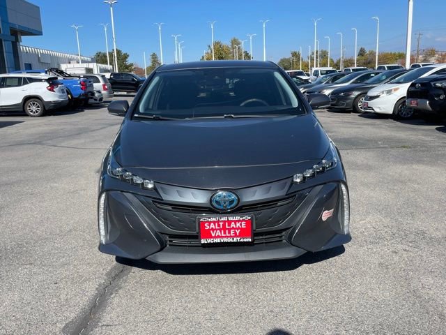 2020 Toyota Prius Prime LE photo 2