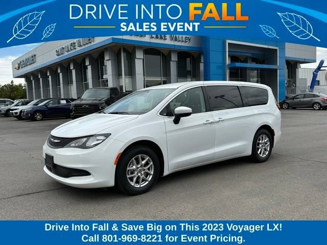 2023 Chrysler Voyager