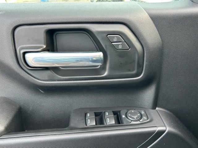 2025 Chevrolet Silverado 1500 Custom - Photo 13