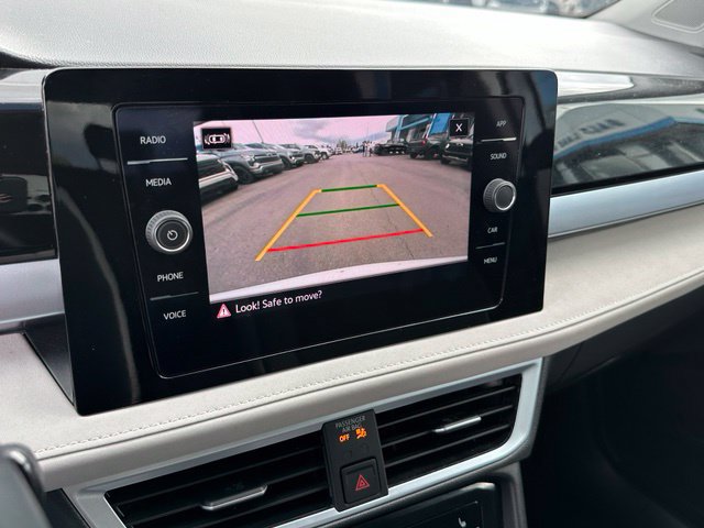 2025 Volkswagen Taos SE - Photo 24