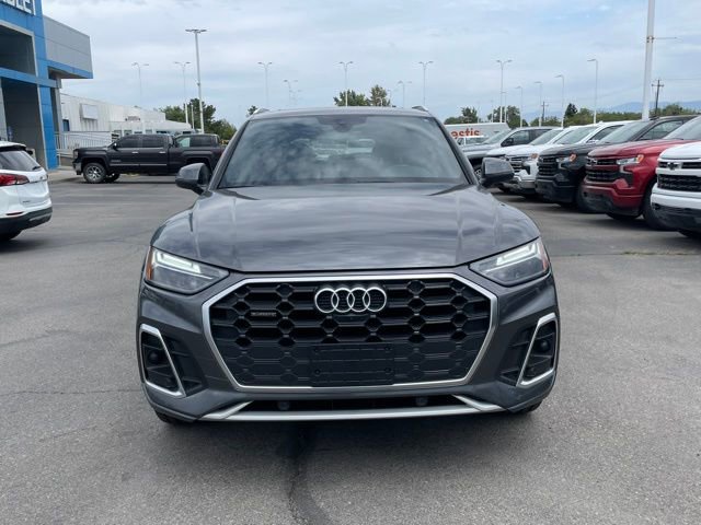2022 Audi Q5 S line Premium Plus photo 2