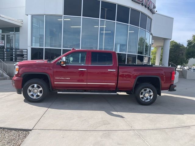 2018 Gmc Sierra 3500 HD Denali photo 2
