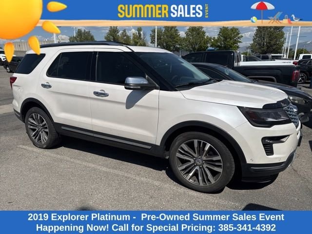 2019 Ford Explorer Platinum 4WD's photo