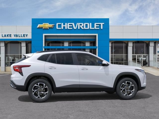 2026 Chevrolet Trax LT - Photo 5