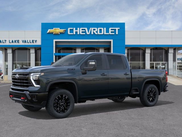 2026 Chevrolet Silverado 3500HD LT photo 2