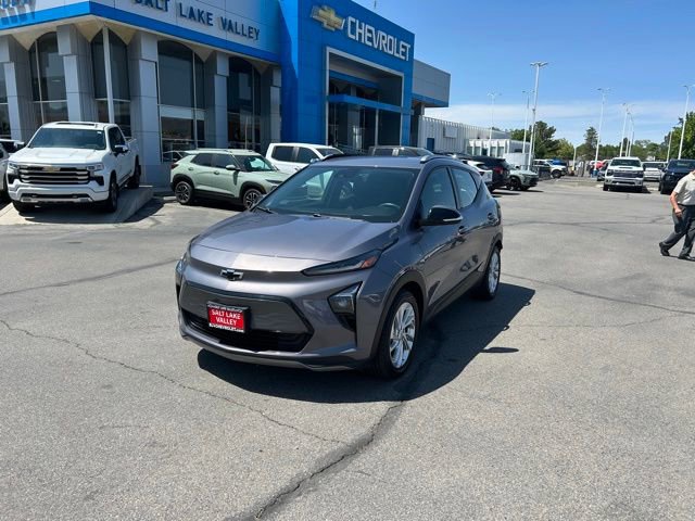 2022 Chevrolet Bolt EUV photo 2