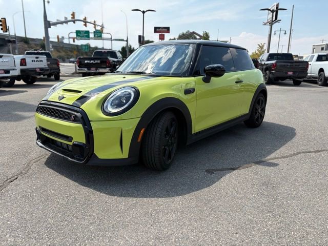 2023 Mini Cooper 2 Door Hardtop S photo 3