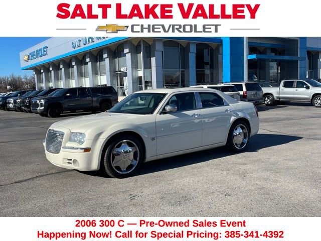 2006 Chrysler 300 C's photo