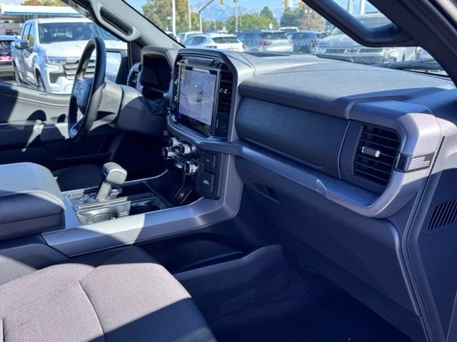 2025 Ford F-150 XLT - Photo 13