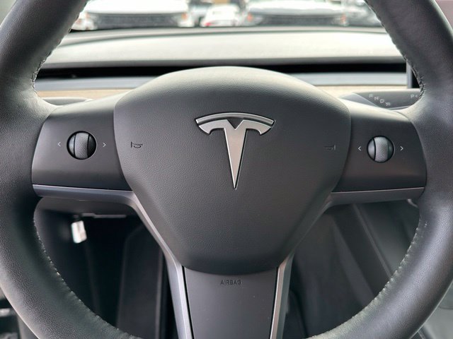 2021 Tesla Model Y Long Range - Photo 19