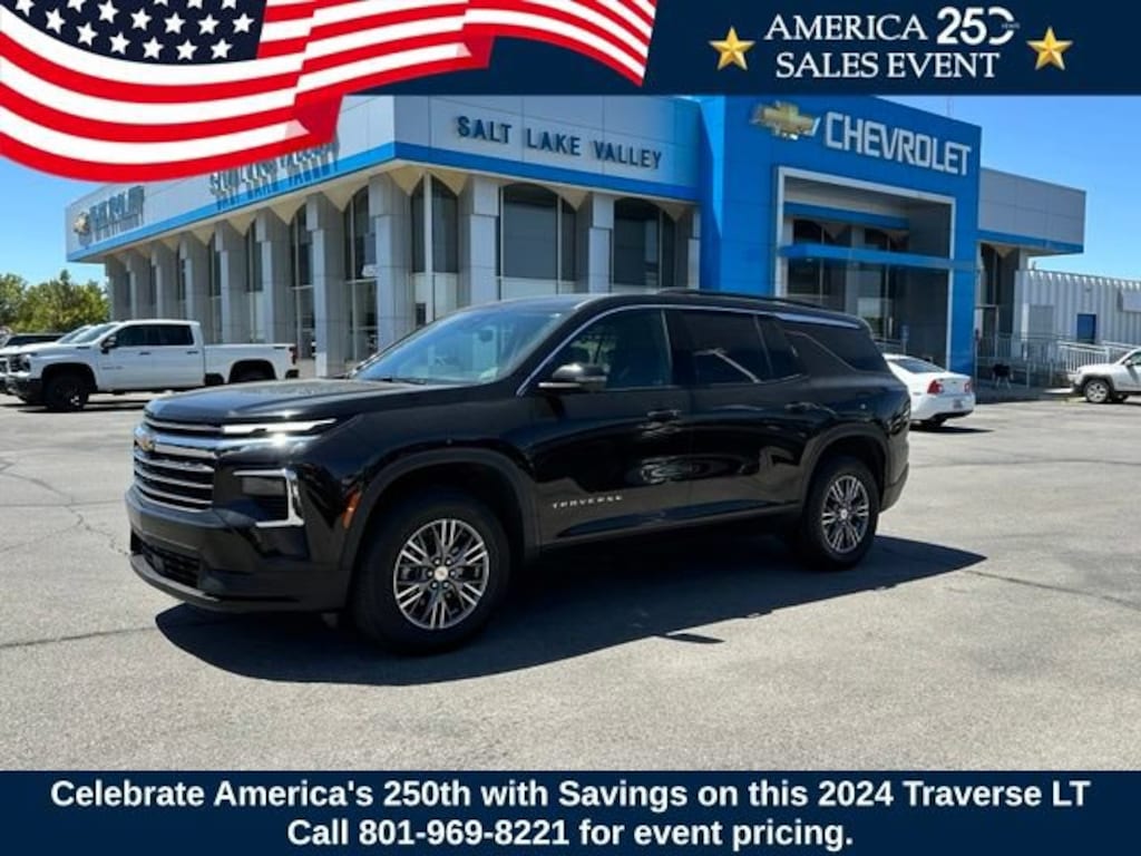 Used 2024 Chevrolet Traverse LT SUV