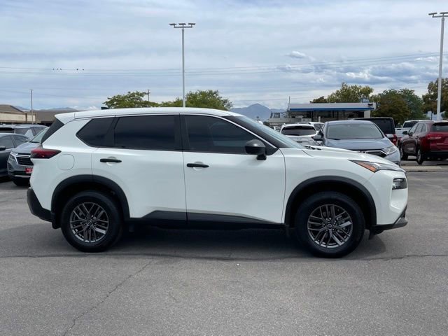 2023 Nissan Rogue S photo 2