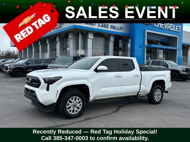 2024 Toyota Tacoma SR5's photo