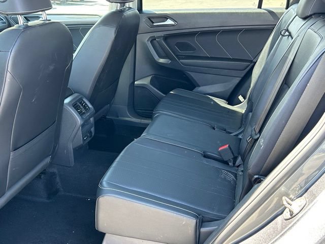 2022 Volkswagen Tiguan SE - Photo 16