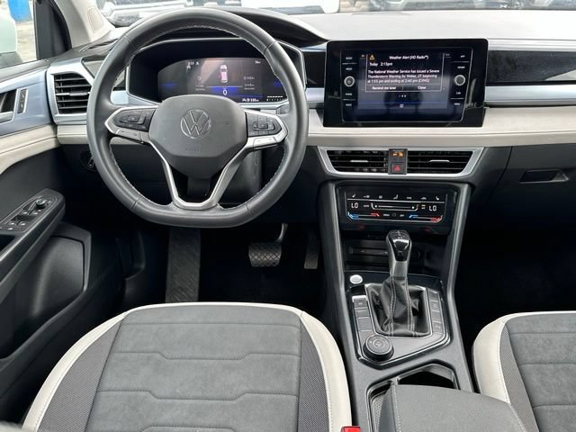 2025 Volkswagen Taos SE - Photo 12