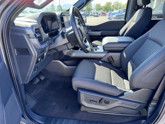 2025 Ford F-150 XLT - Photo 23