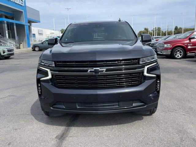 2022 Chevrolet Suburban RST photo 2