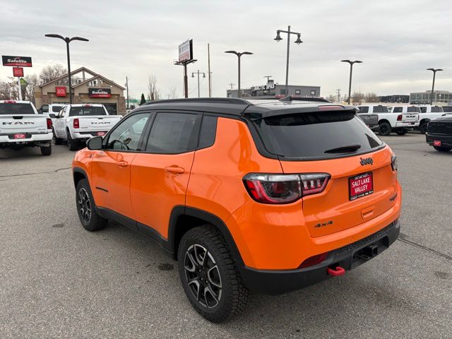 2026 Jeep Compass Trailhawk photo 3