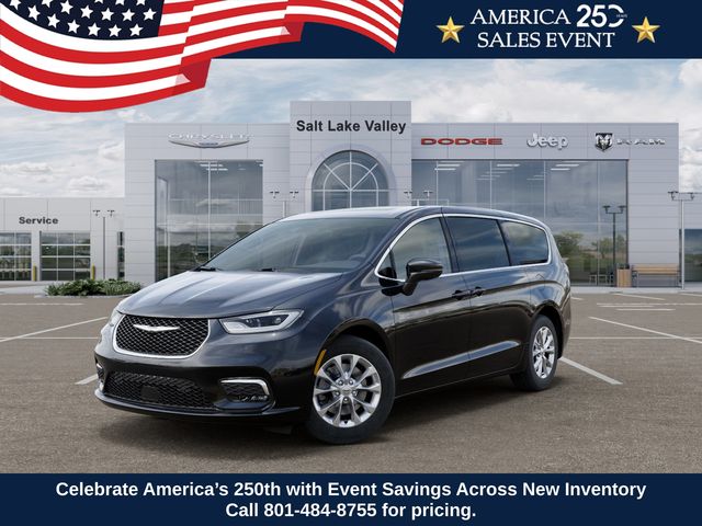 2026 Chrysler Pacifica Limited AWD's photo
