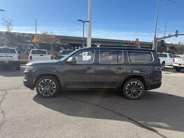 2022 Jeep Grand Wagoneer III photo 2
