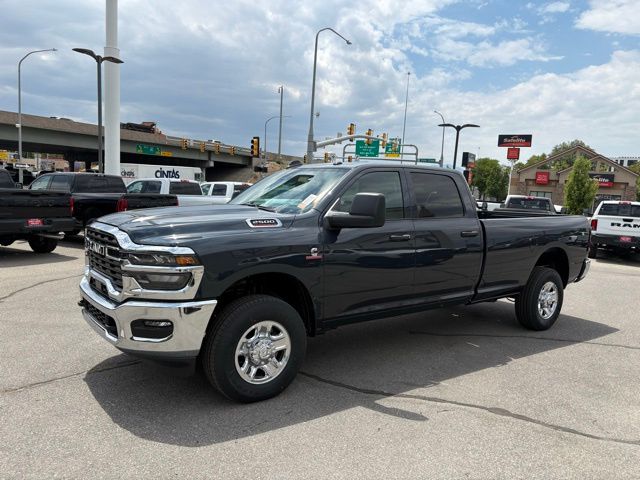 2025 Ram 2500 Tradesman photo 2